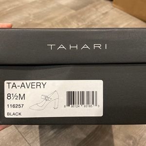 Tahari Avery Pumps Black Size 8.5